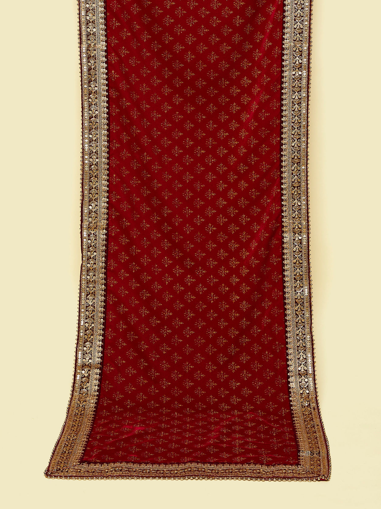 alt message - Manyavar Men Dark Maroon Bel Buti Patterned Dupatta image number 0