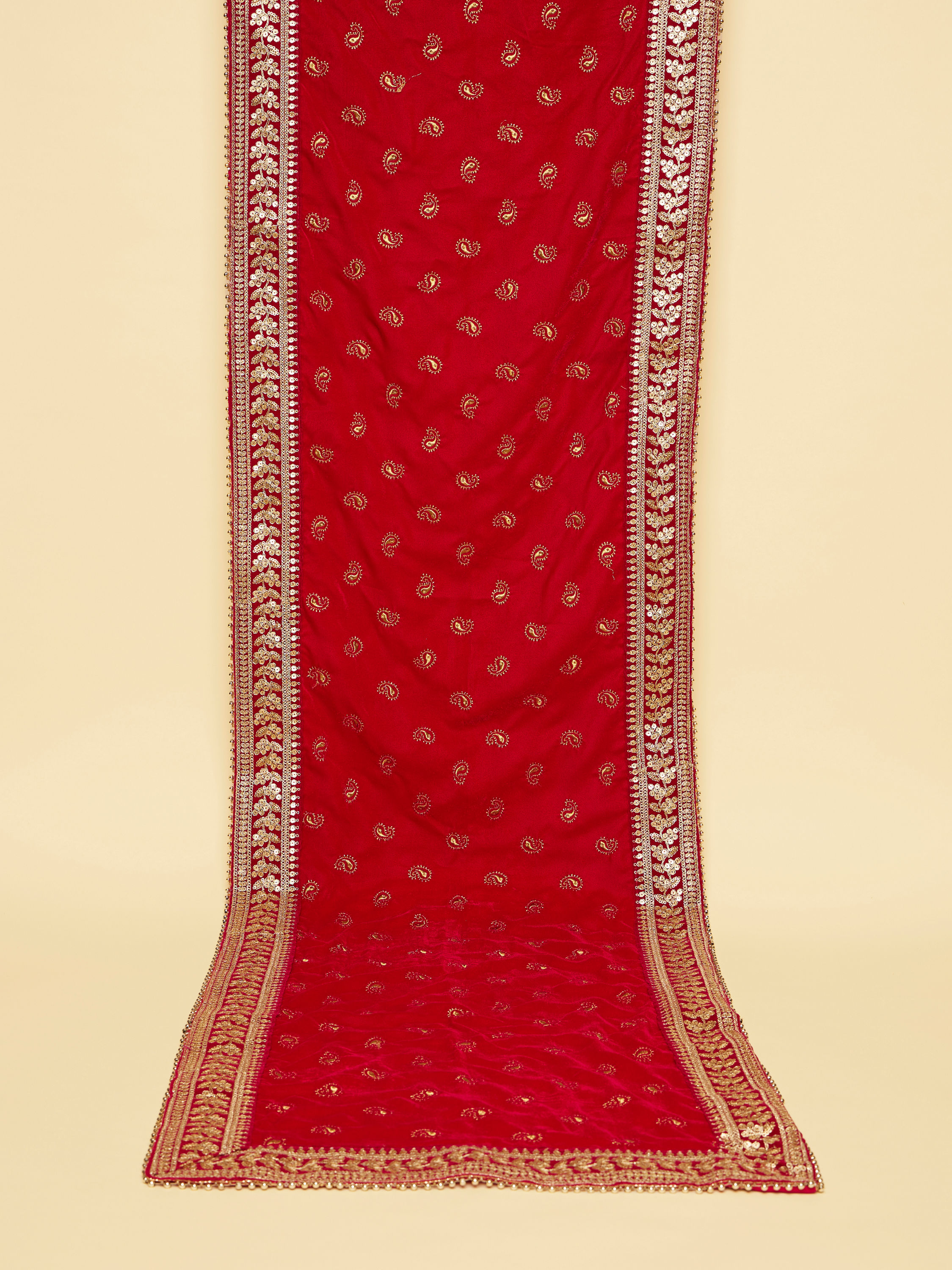 Manyavar Men Ruby Pink Paisley Patterned Stole