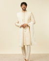 alt message - Manyavar Men Warm Cream Bel Buti Patterned Stole image number 2