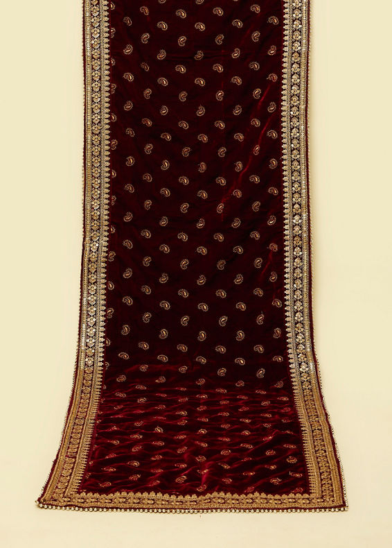 Manyavar Men Maroon Paisley Motif Dupatta