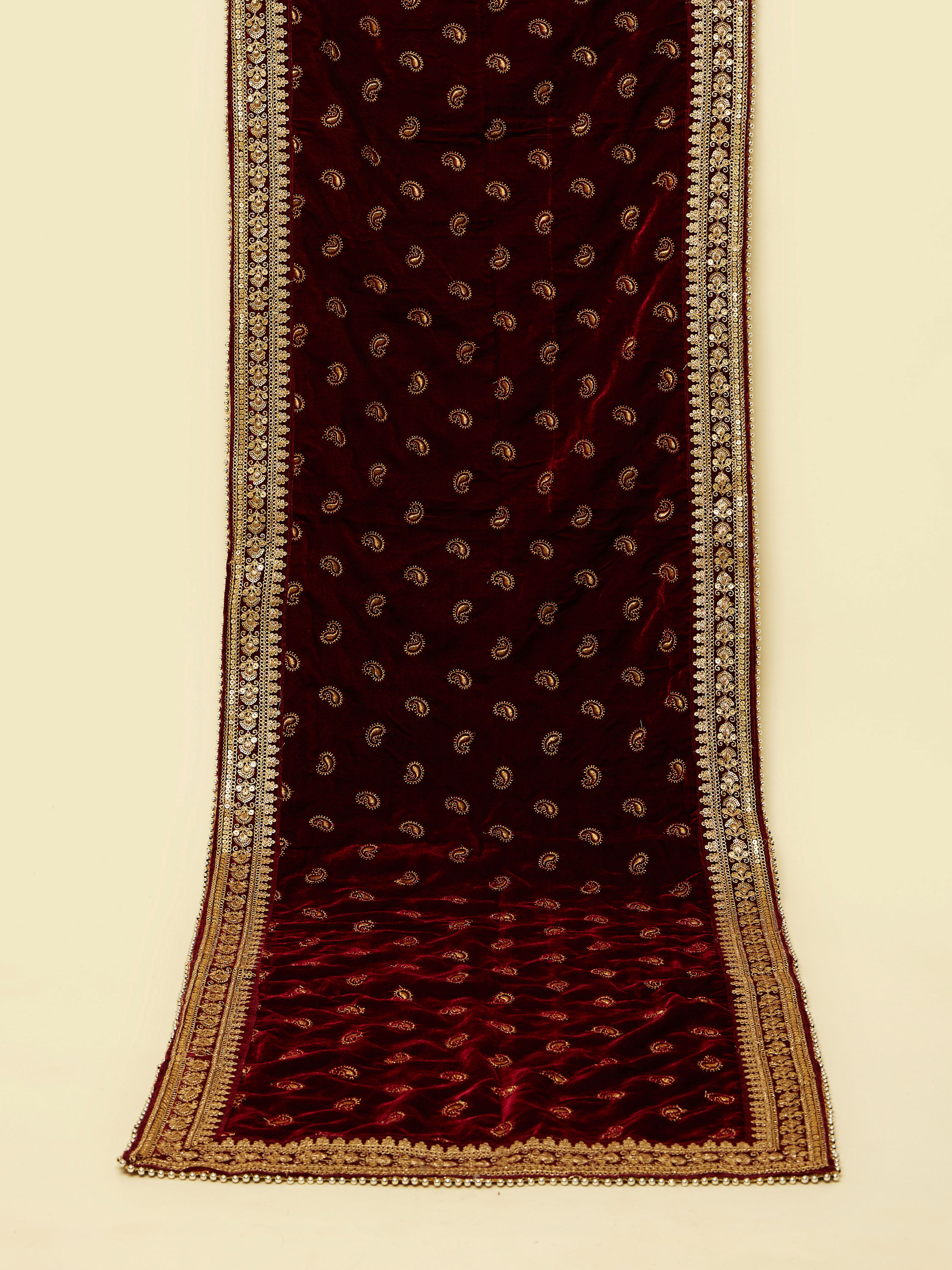 Manyavar Men Maroon Paisley Motif Dupatta