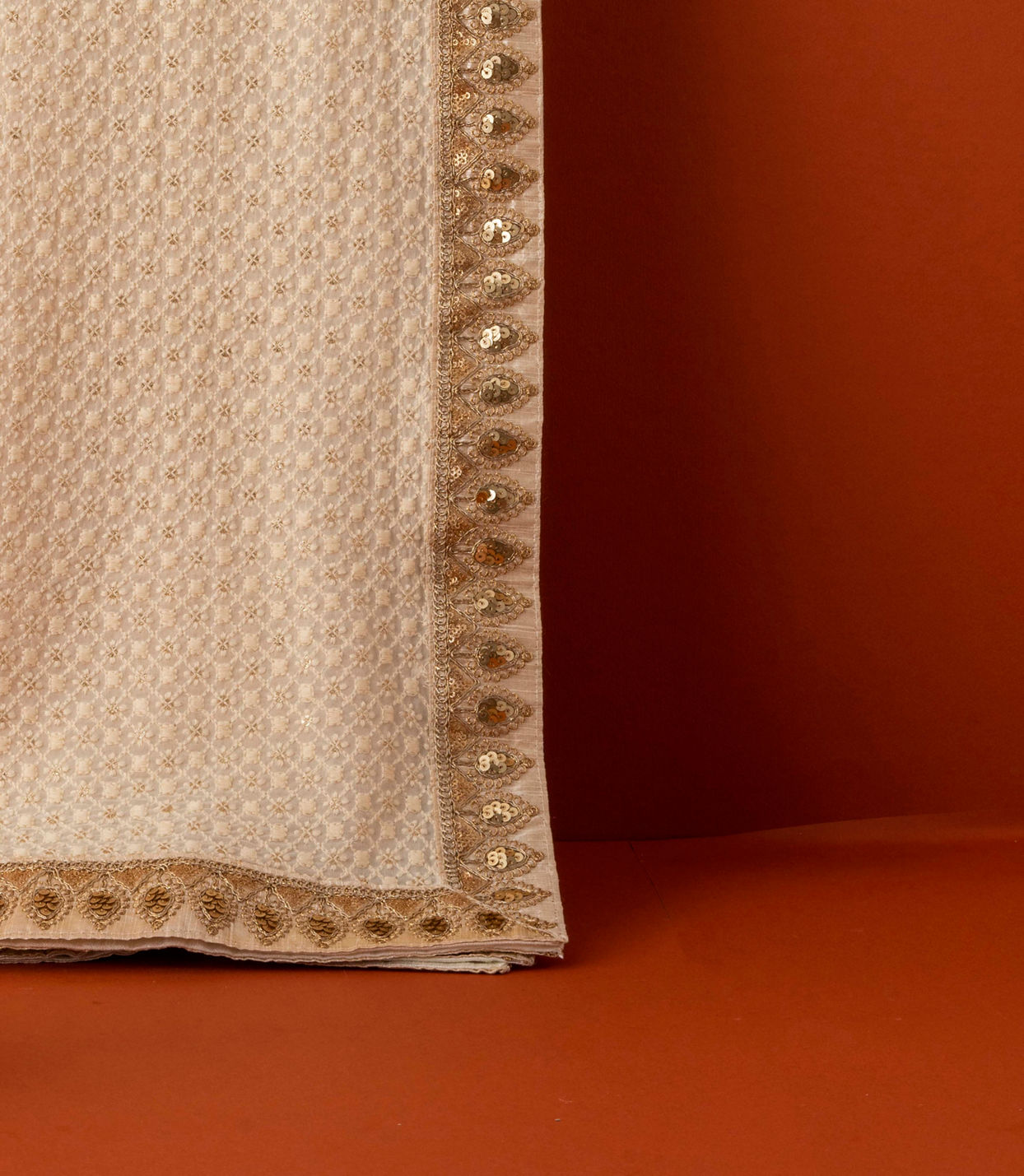 Manyavar Men Ivory White Jaal Patterned Dupatta
