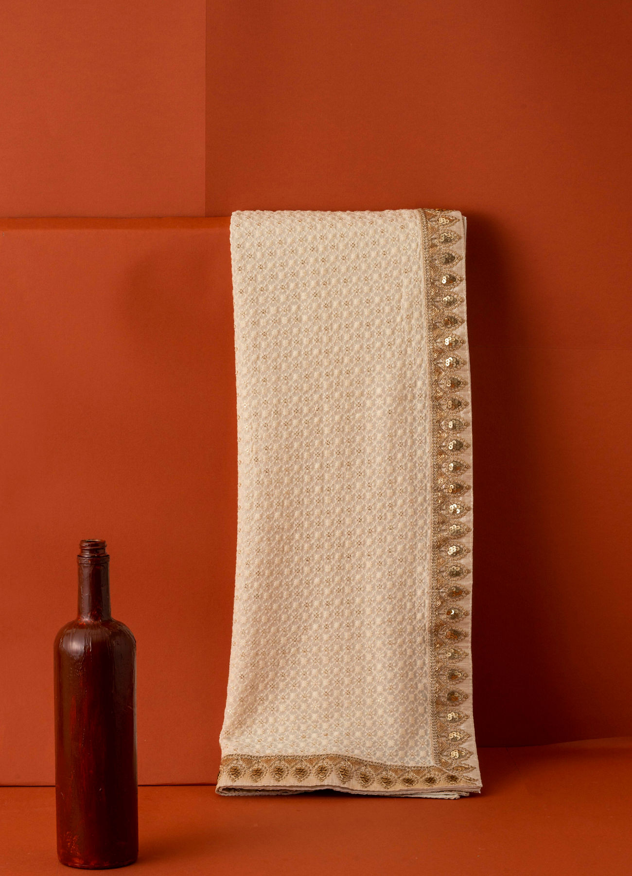 Manyavar Men Ivory White Jaal Patterned Dupatta