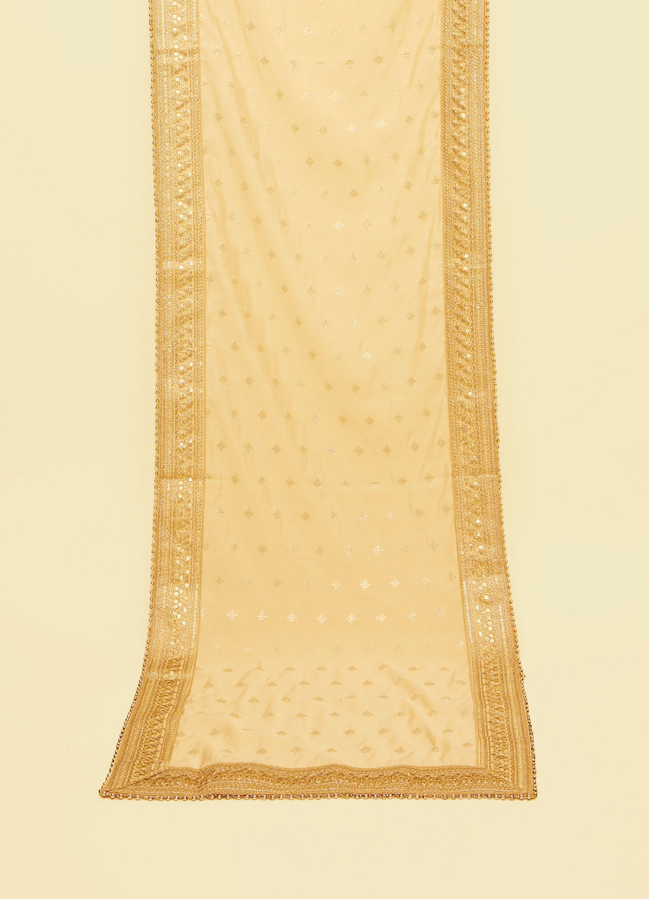 Manyavar Men Beige Sophisticated Dupatta