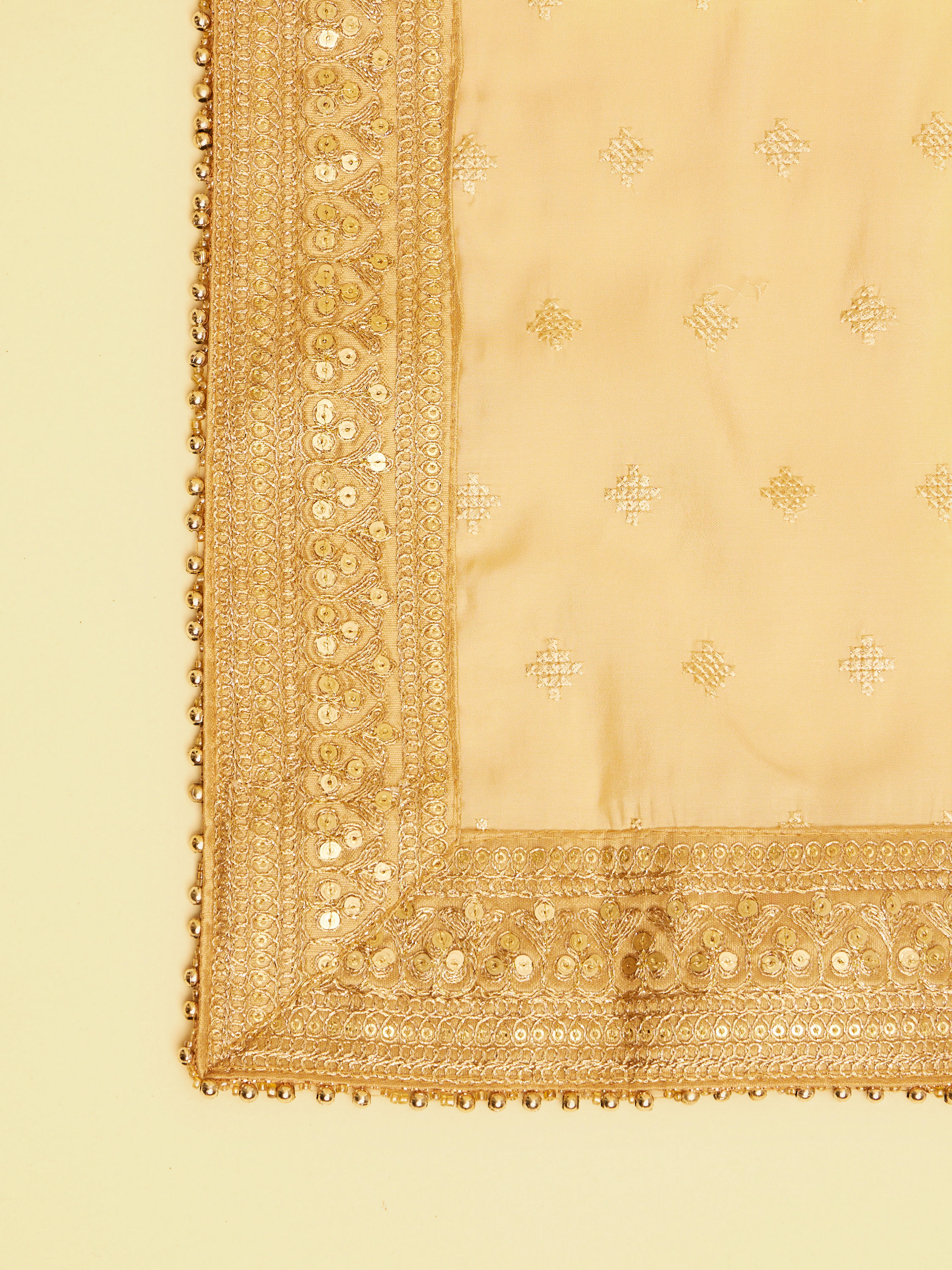Manyavar Men Beige Sophisticated Dupatta