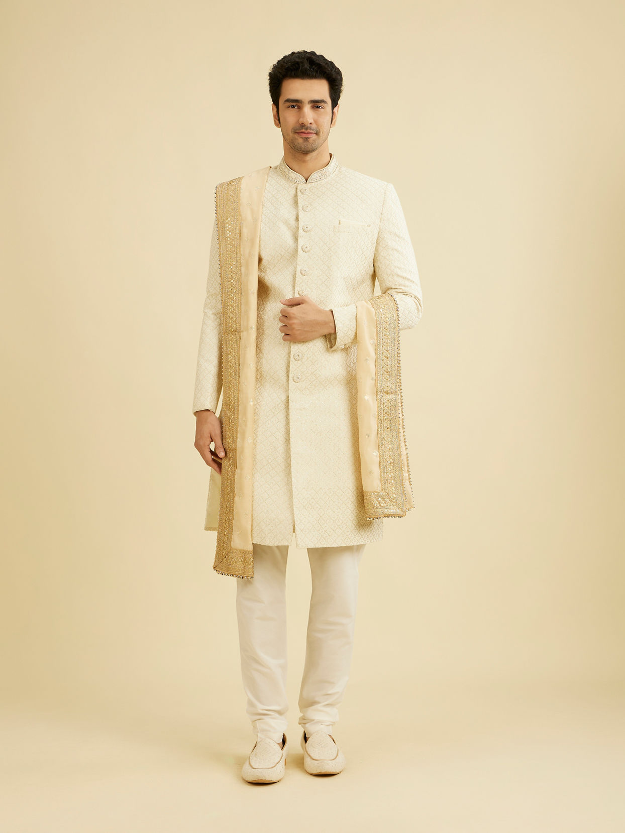 Manyavar Men Beige Sophisticated Dupatta