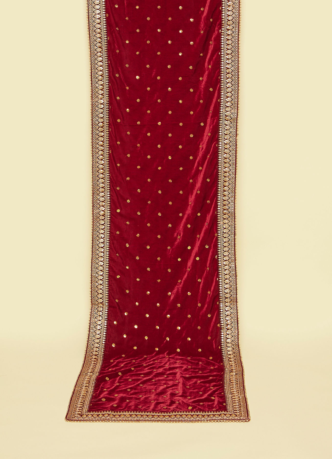 Manyavar Men Maroon Filigree Embellished Dupatta