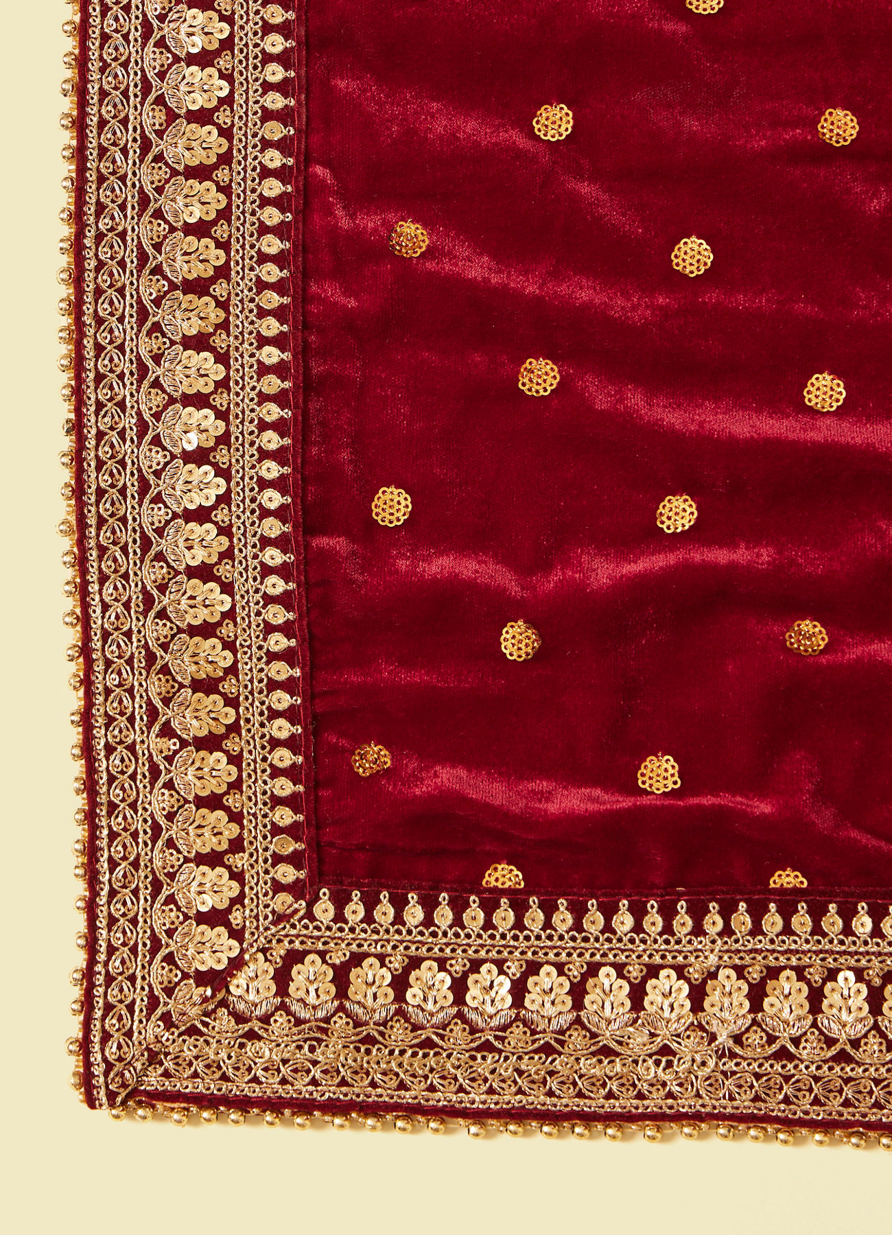 Manyavar Men Maroon Filigree Embellished Dupatta