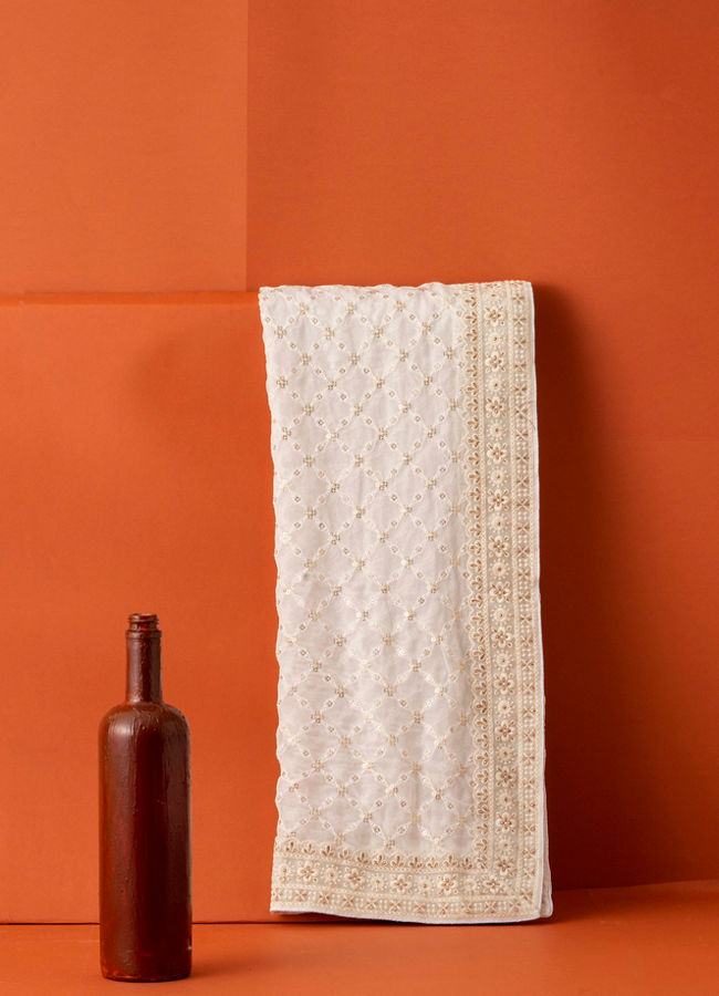 Manyavar Men Pristine White Paan Leaf Motif Stole