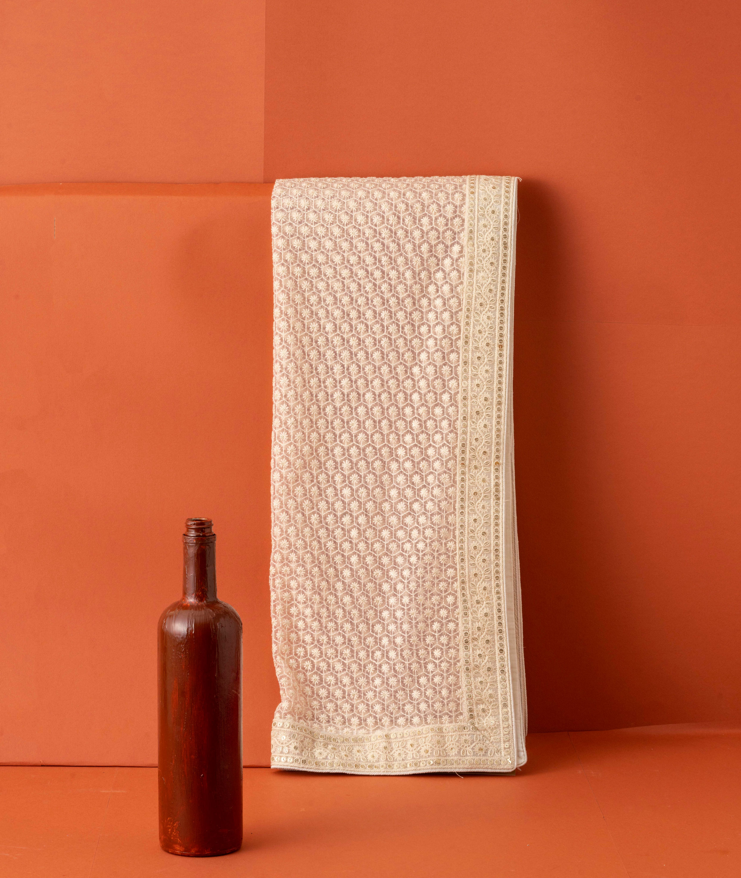 Manyavar Men Pink Self Embroidered Stole