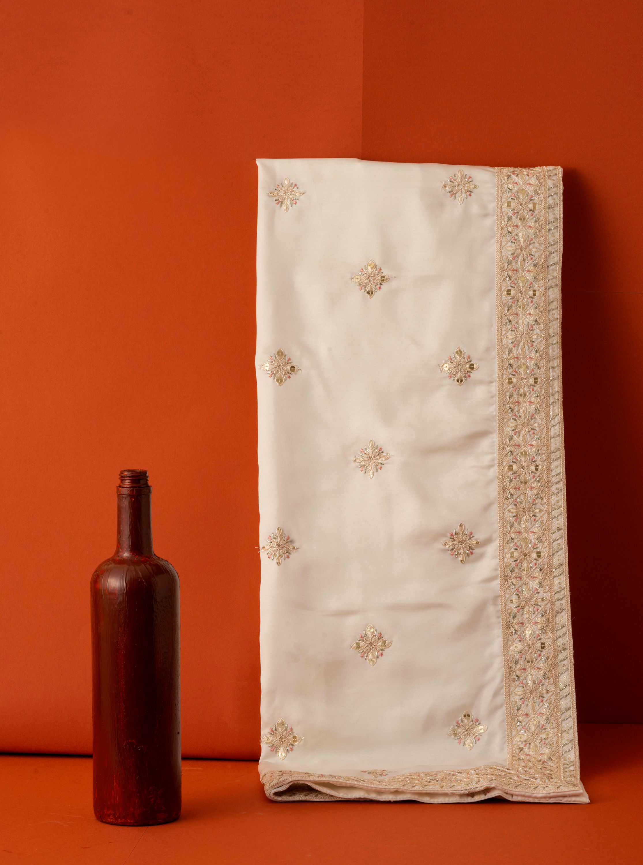 Manyavar Men Warm White Regal Satin Dupatta