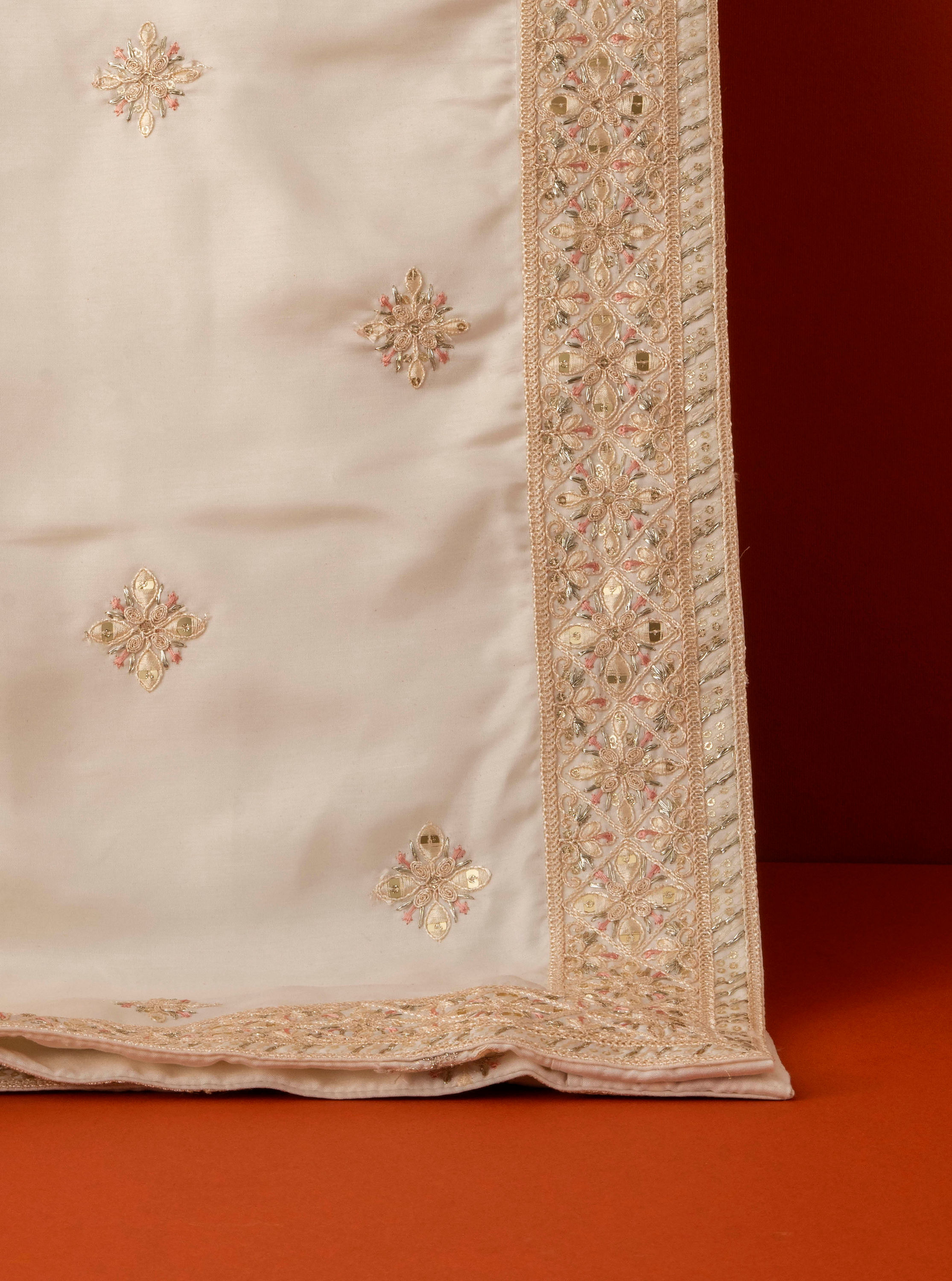 Manyavar Men Warm White Regal Satin Dupatta