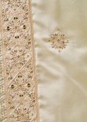 Manyavar Men Warm White Satin Dupatta with Embroidery