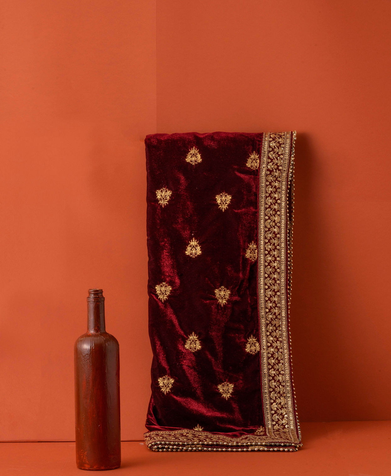 Manyavar Men Maroon Mellifluous Velvet Dupatta
