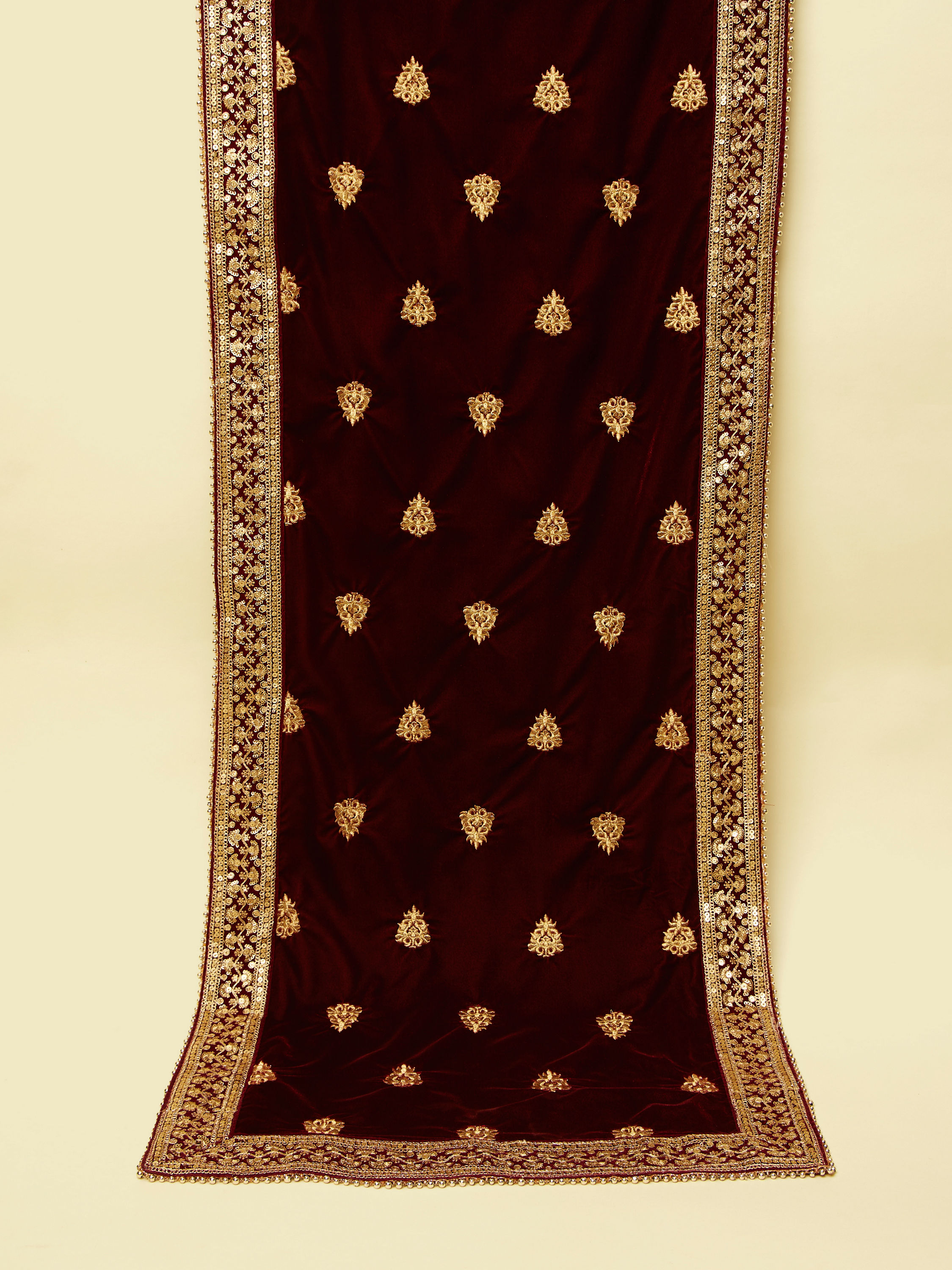 Manyavar Men Maroon Mellifluous Velvet Dupatta