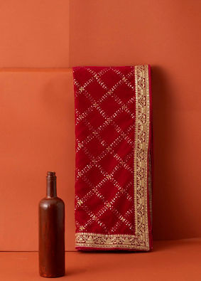 Manyavar Men Rani Velvet Dupatta