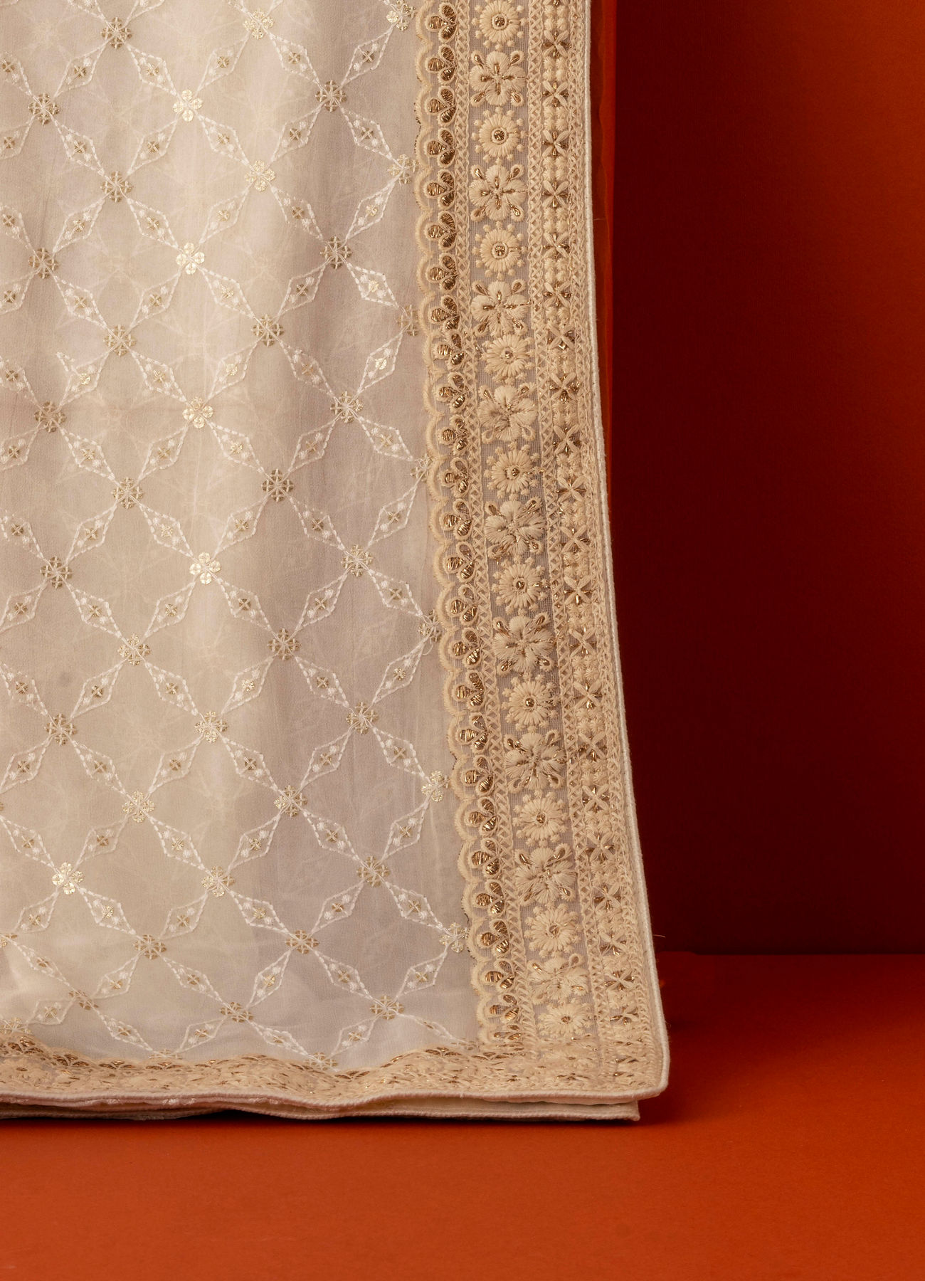 Manyavar Men Elegant Warm White Georgette Dupatta