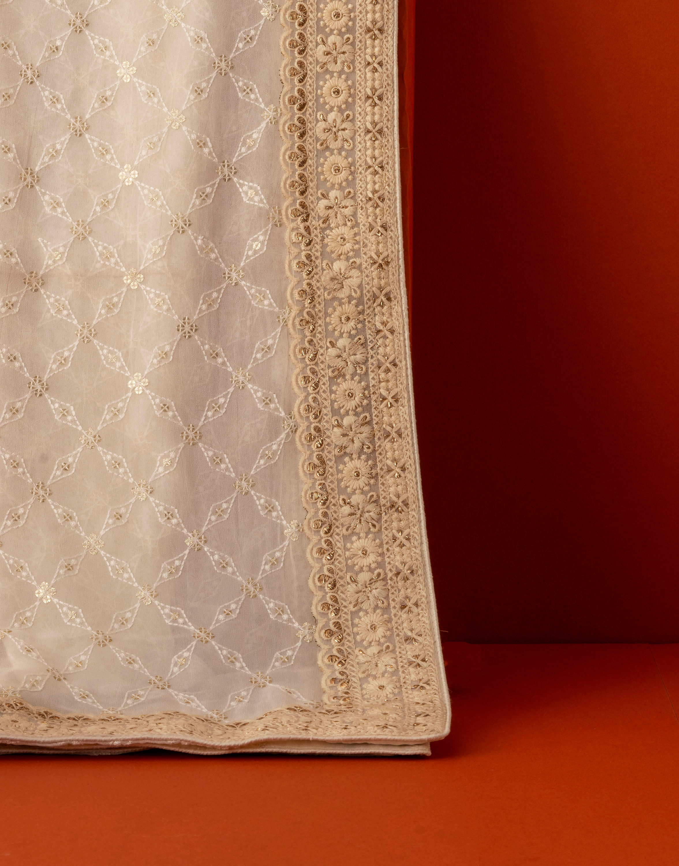 Manyavar Men Elegant Warm White Georgette Dupatta