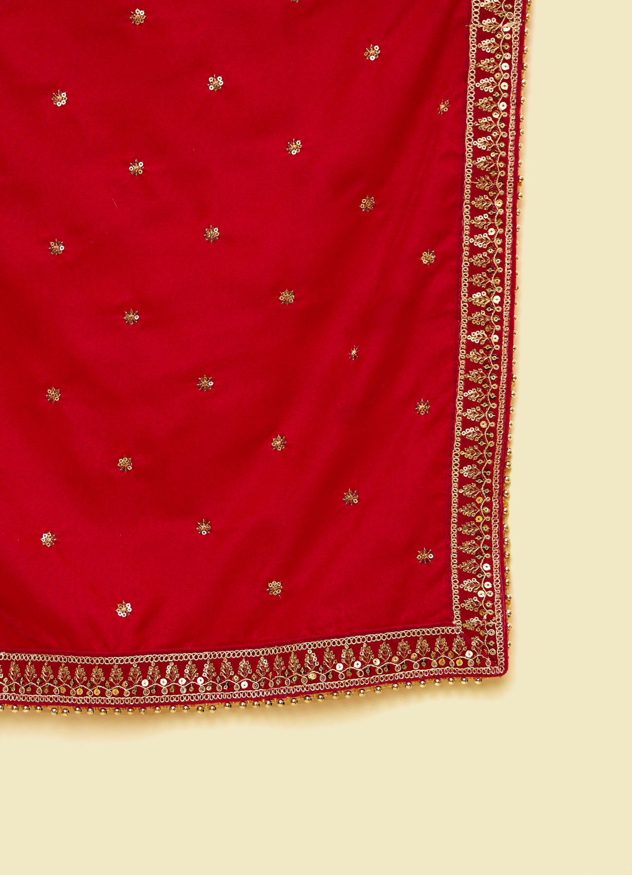 Manyavar Men Gleaming Rani Pink Velvet Dupatta