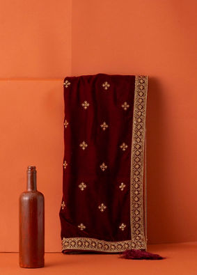 Manyavar Men Maroon Velvet Dupatta