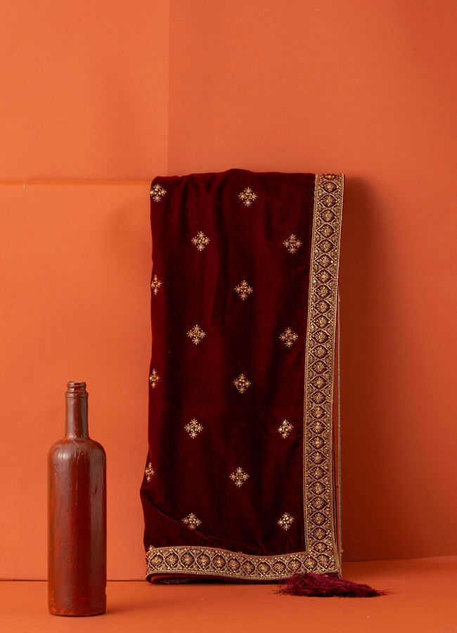 Manyavar Men Maroon Velvet Dupatta