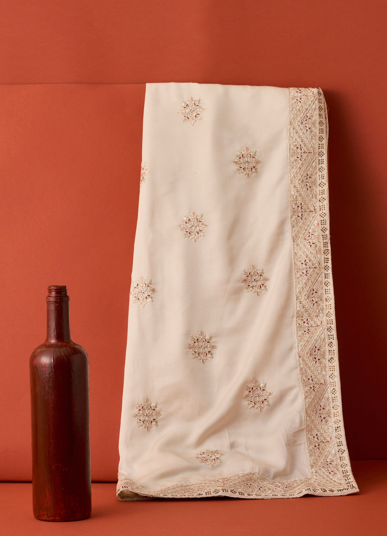 Manyavar Men Beige Cream Floral Embroidered Dupatta