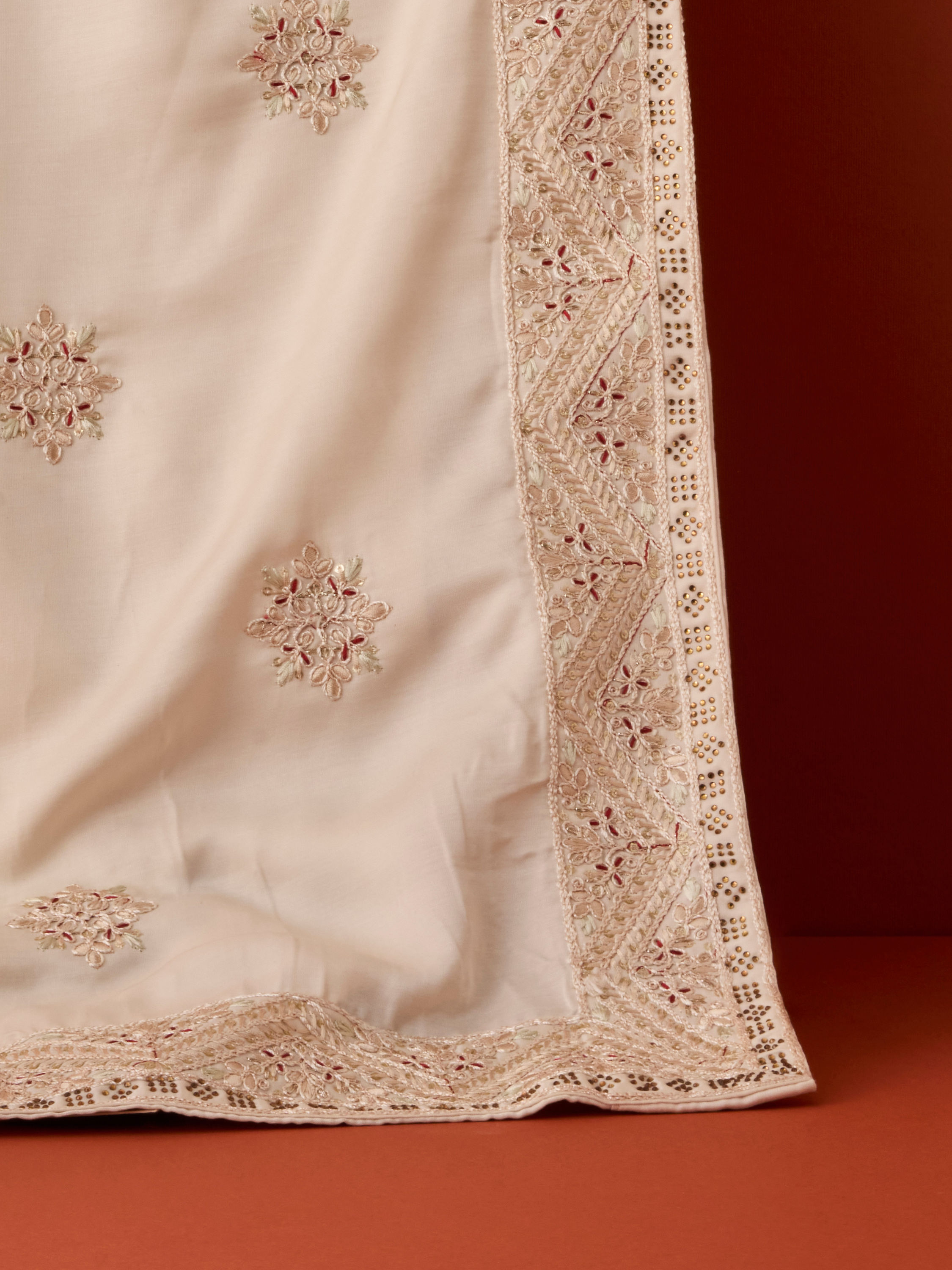 Manyavar Men Beige Cream Floral Embroidered Dupatta