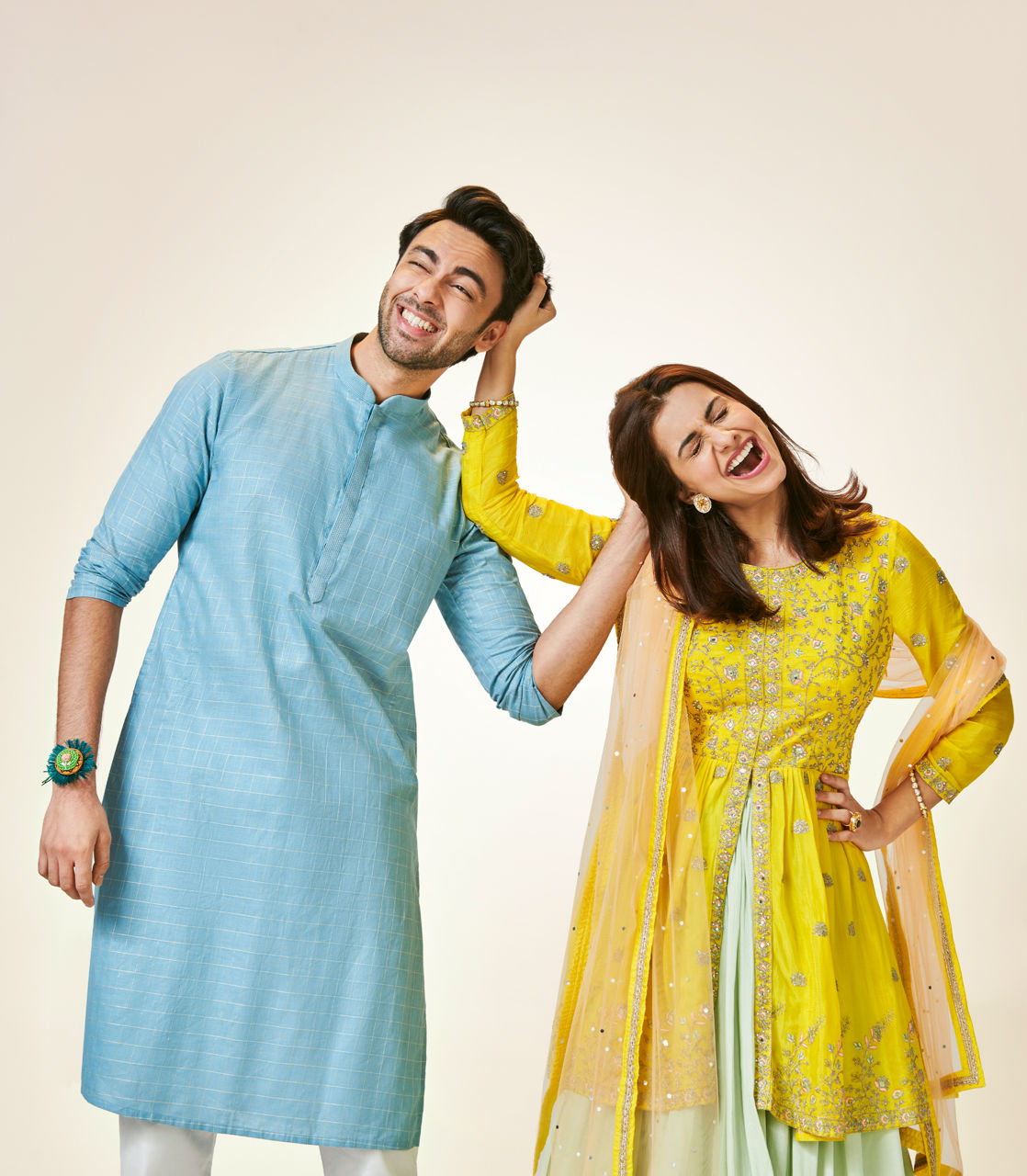 Trending: Matching Couple Outfits For The Upcoming Wedding Season With  Manyavar-Mohey