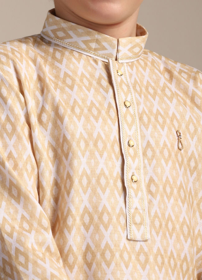 Manyavar Boys Boys Biscuit Beige Criss Cross Patterned Kurta Set