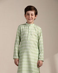 Manyavar Boys Boys Pistachio Green Criss Cross Patterned Kurta Set