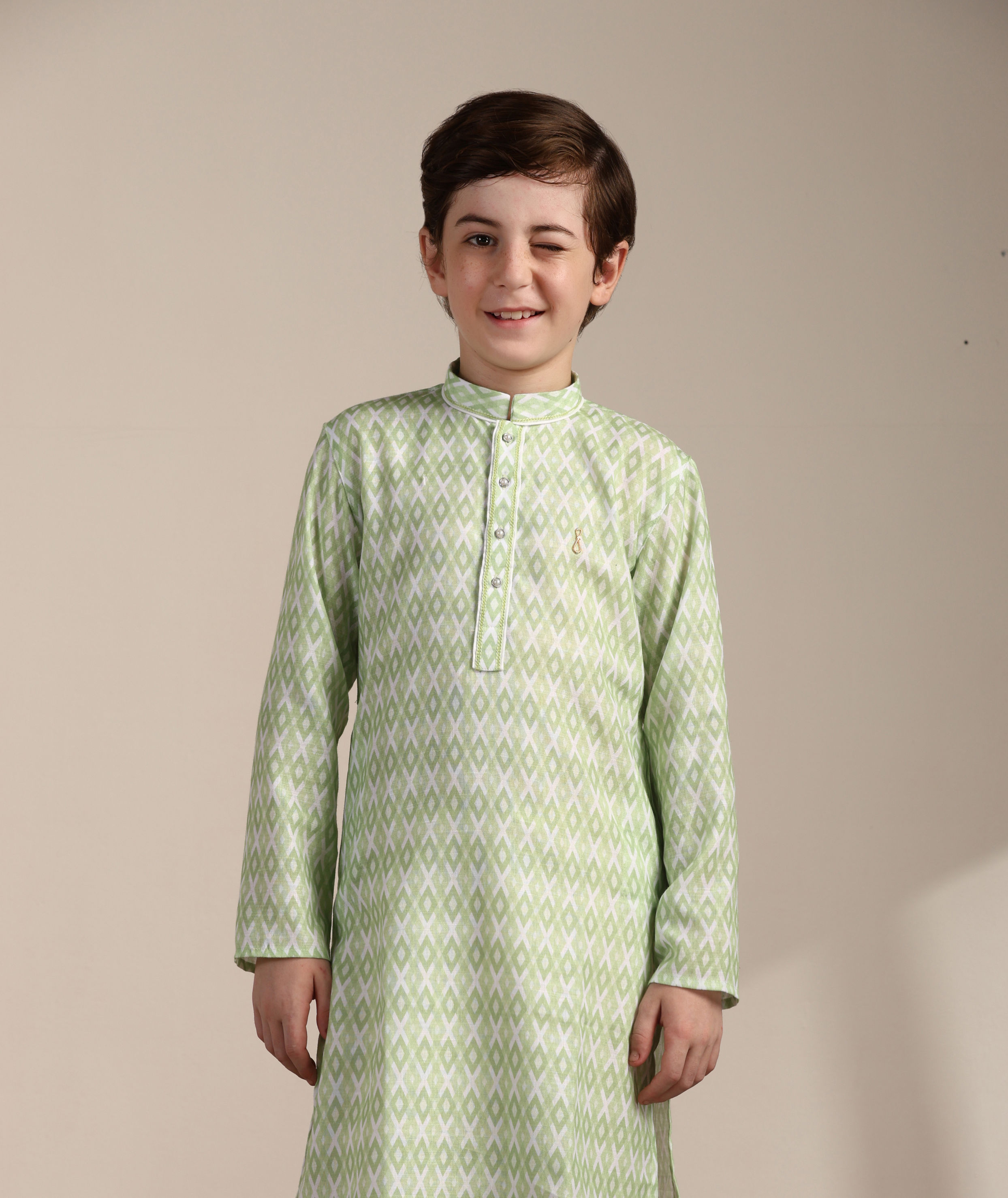 Manyavar Boys Boys Pistachio Green Criss Cross Patterned Kurta Set
