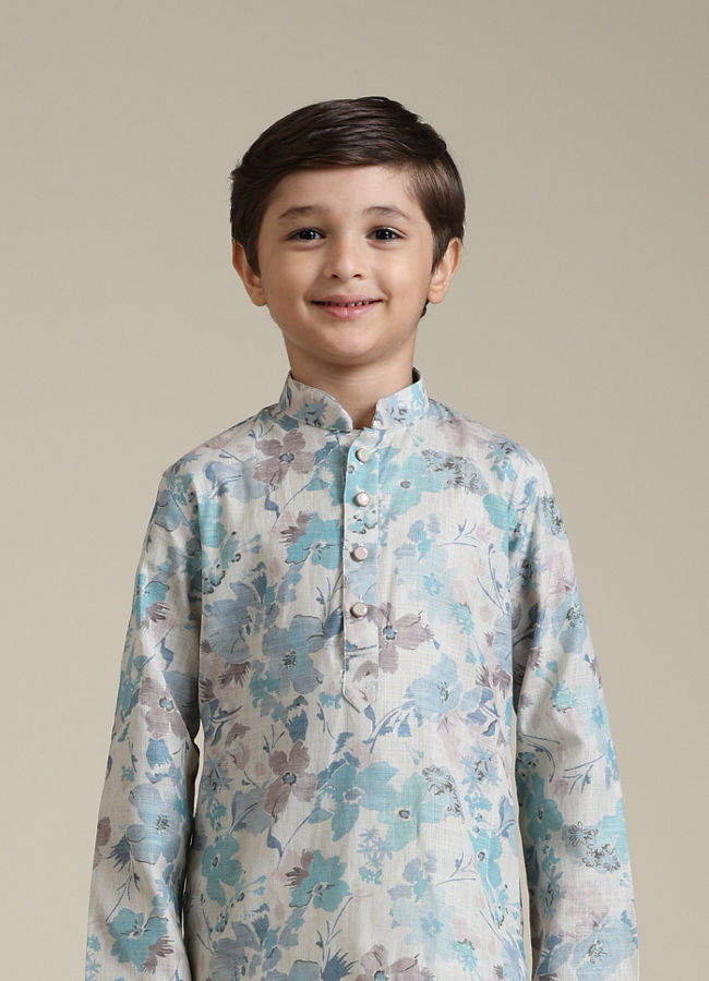 alt message - Manyavar Boys Boys Aqua Green Floral Printed Kurta Set image number 0