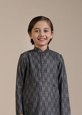 alt message - Manyavar Boys Boys Dark Blue Medallion Jaal Patterned Kurta set image number 0