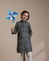 alt message - Manyavar Boys Boys Dark Blue Medallion Jaal Patterned Kurta set image number 2