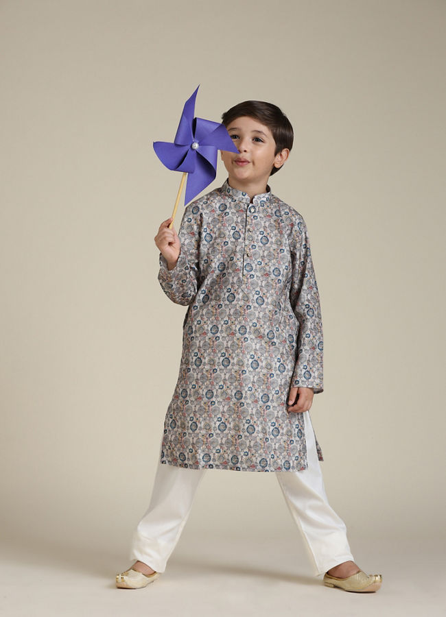 Manyavar Boys Boys Soft Beige Jaal Abstract Patterned Kurta Set