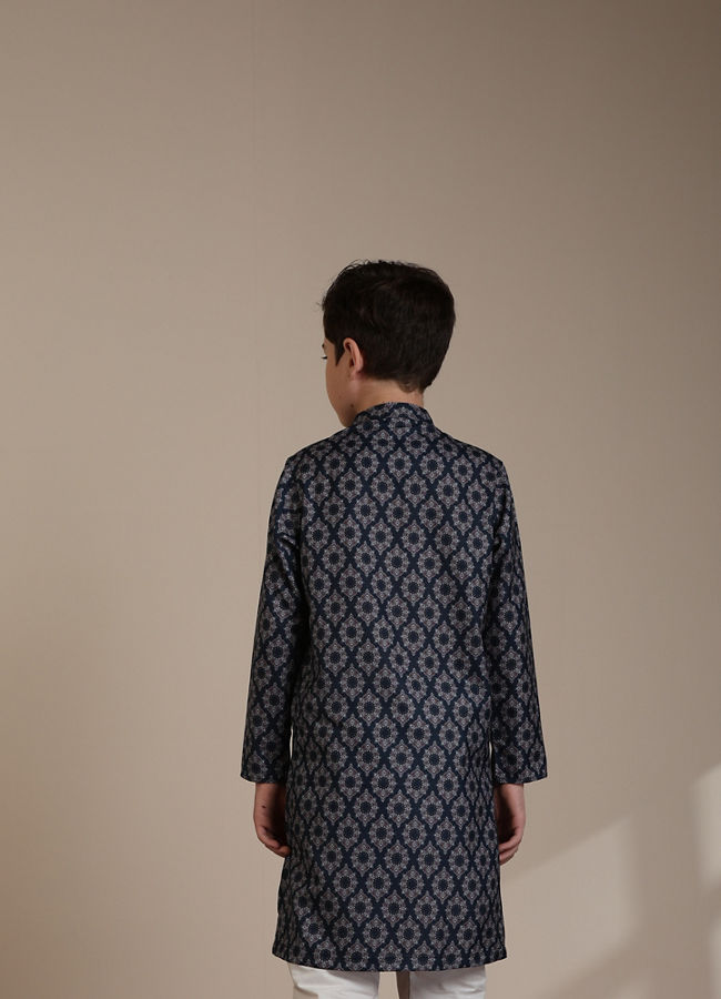 Manyavar Boys Boys Dark Blue Jaal and Medallion Patterned Kurta Set