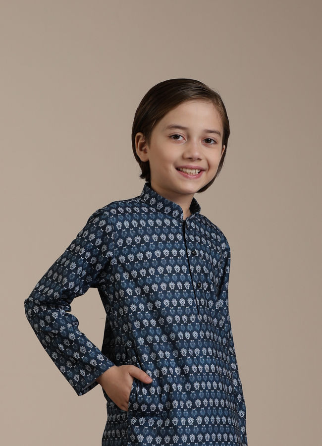 Manyavar Boys Boys Dark Blue Buta Patterned Kurta Set