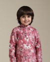 alt message - Manyavar Boys Boys Coral Pink Floral Patterned Kurta Set image number 0