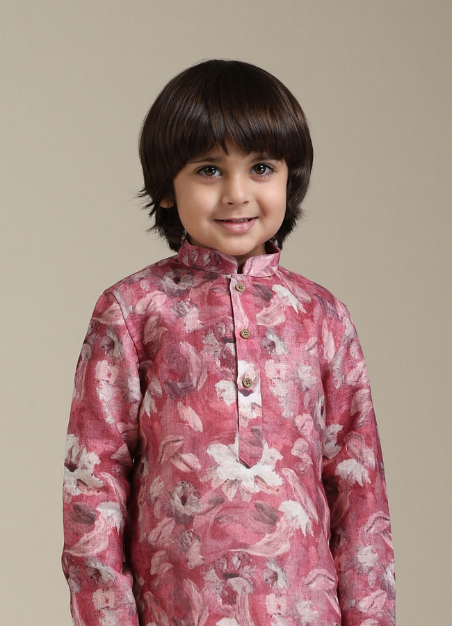 Manyavar Boys Boys Coral Pink Floral Patterned Kurta Set