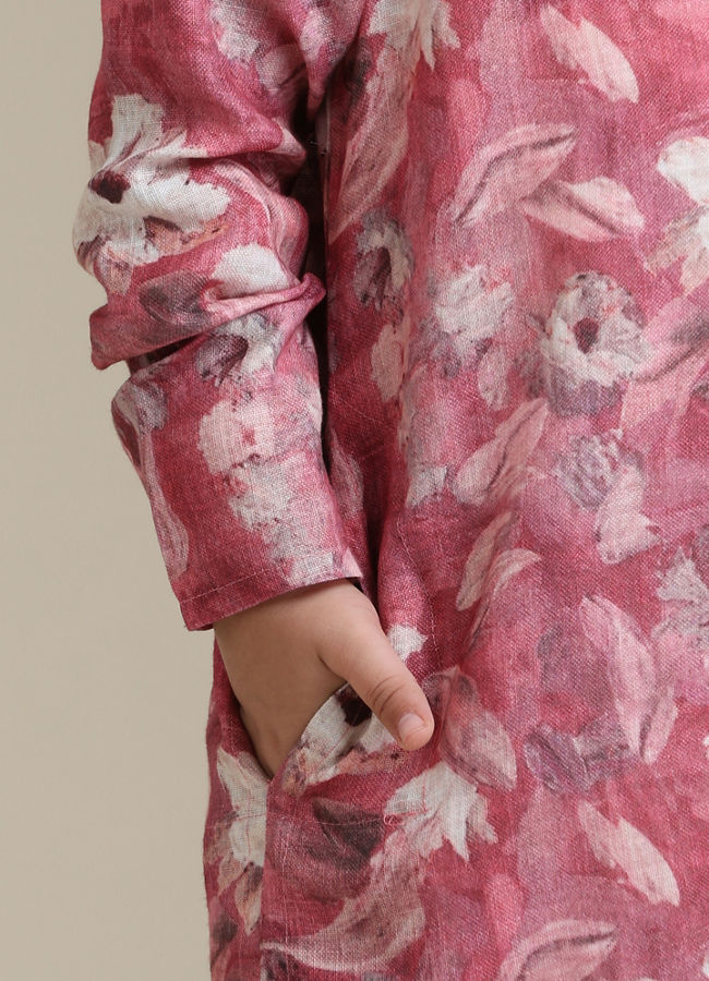 Manyavar Boys Boys Coral Pink Floral Patterned Kurta Set