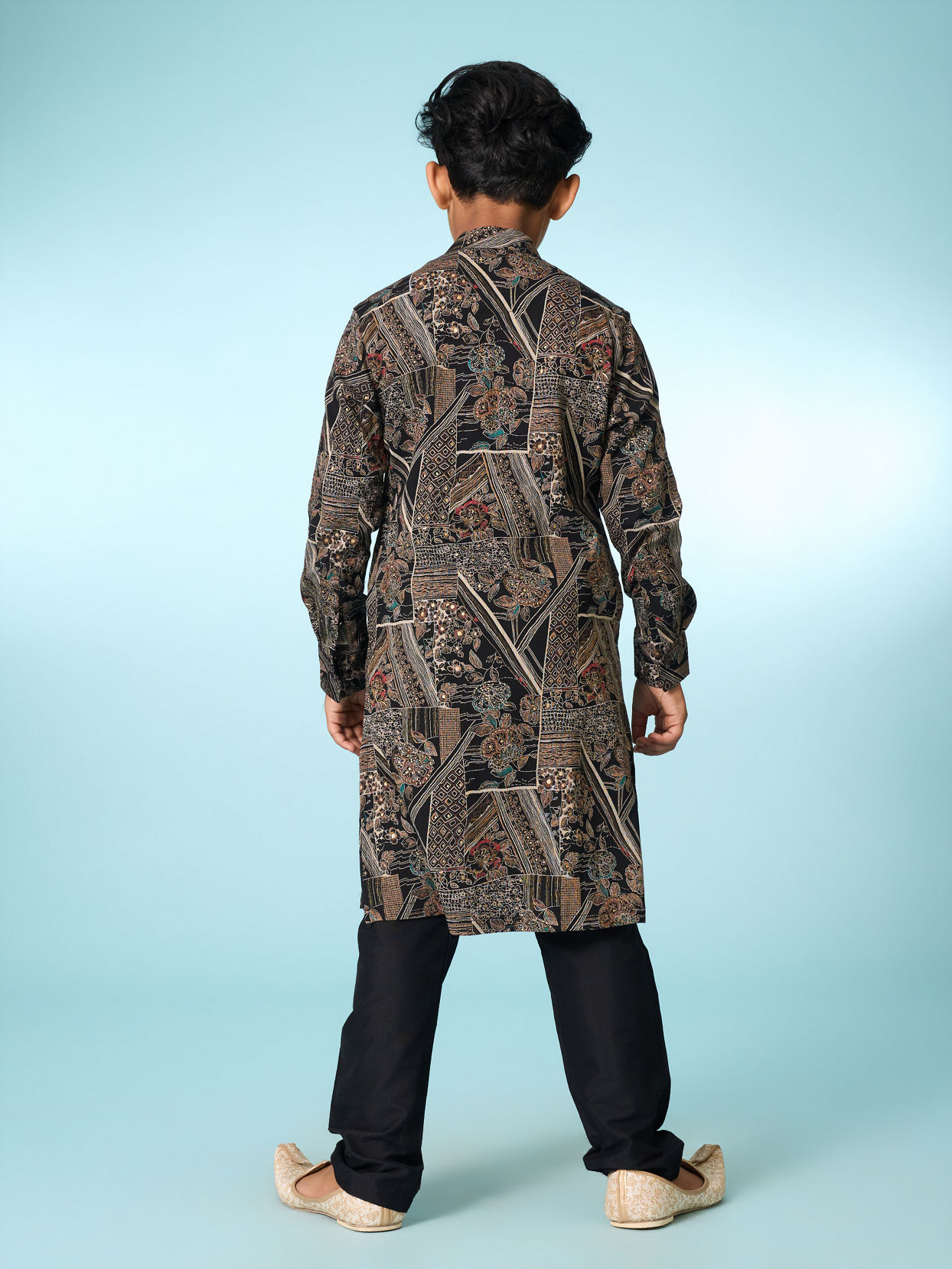 Manyavar Boys Classic Black Ensemble Kurta Pajama