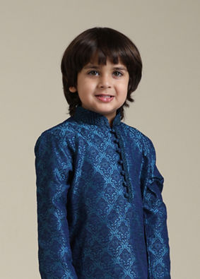 alt message - Manyavar Boys Boys Blue Embroidered Kurta Set image number 0