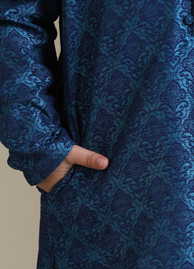Manyavar Boys Boys Blue Embroidered Kurta Set