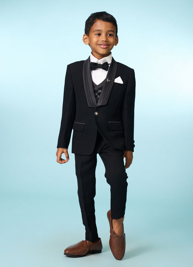 Manyavar Boys Stylish Black Ensemble Suit Set
