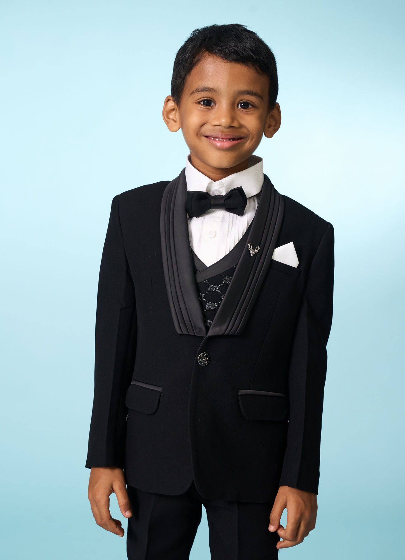 Manyavar Boys Stylish Black Ensemble Suit Set
