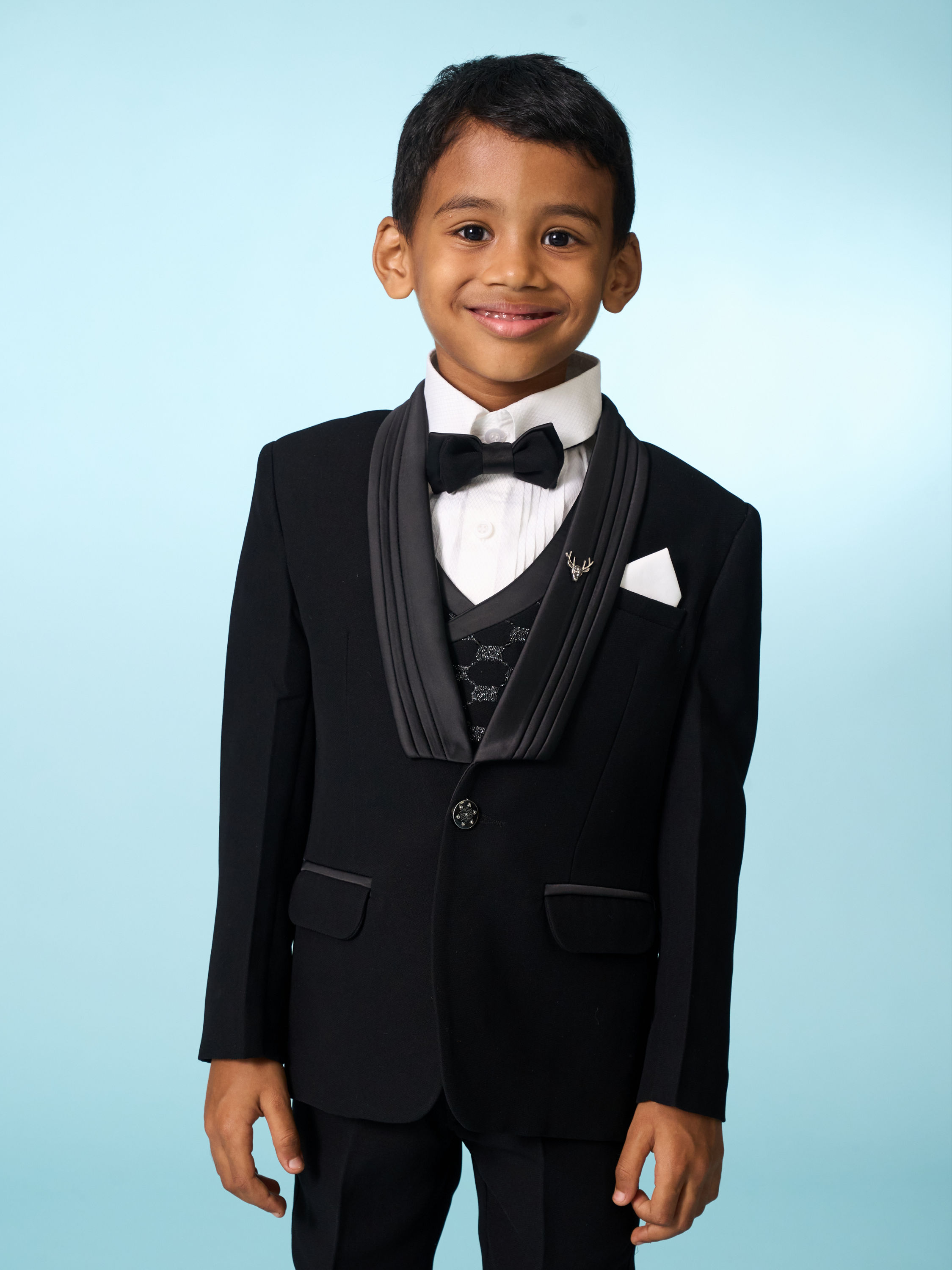 Manyavar Boys Stylish Black Ensemble Suit Set