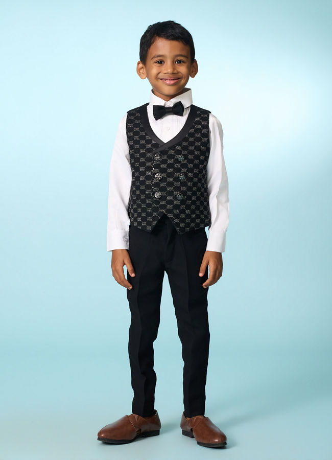 Manyavar Boys Stylish Black Ensemble Suit Set