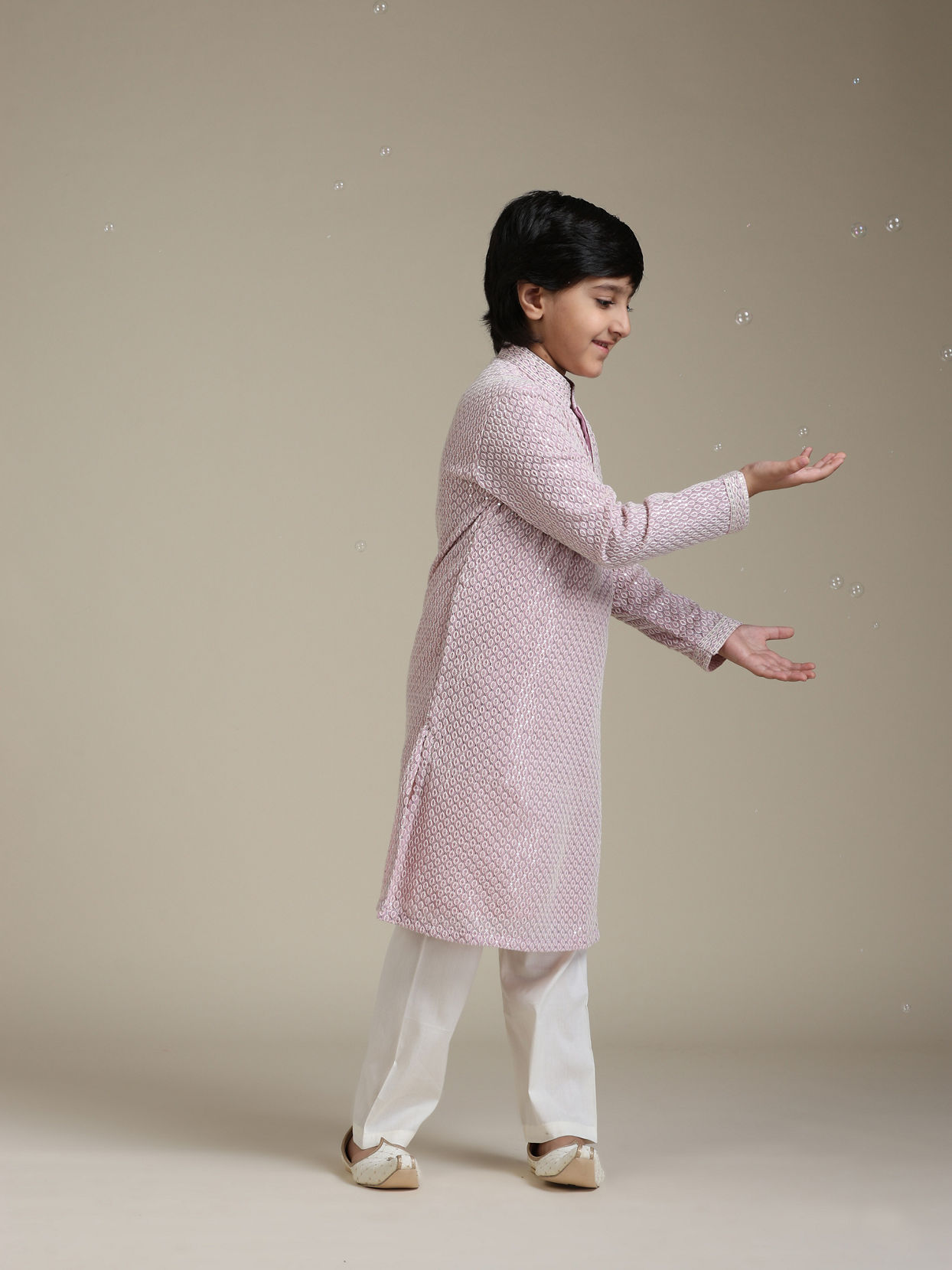 Manyavar Boys Boys Baby Pink Chikankari Embroidered Kurta Set with Sequin Work