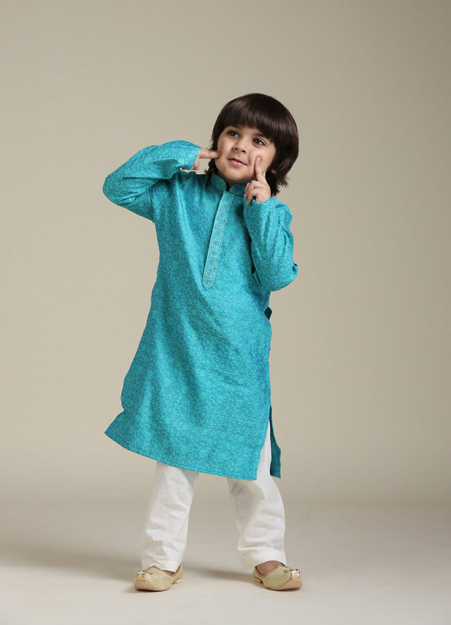 Manyavar Boys Boys Turquoise Blue Jacquard Kurta Set with Bel Buti Pattern