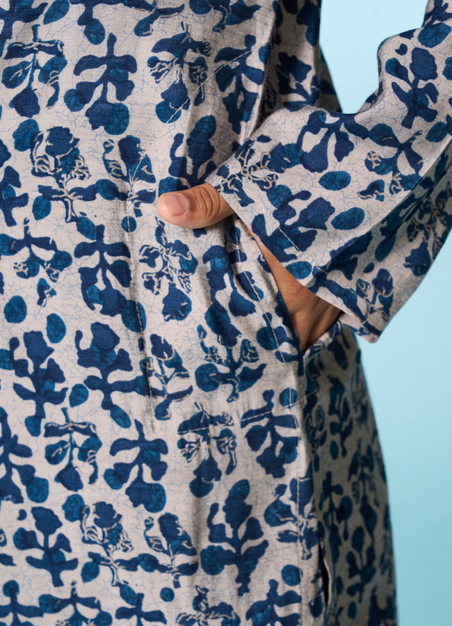 Manyavar Boys Elegant Blue Kurta Pajama Set